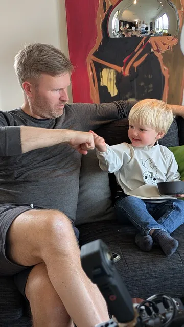 Bak kulissene: Reklamefilm for 24Nettbutikk 1